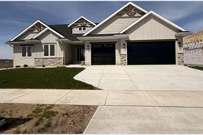 2016 Jack Ryan Drive, Prairie Du Sac, WI 53578 - Photo 1