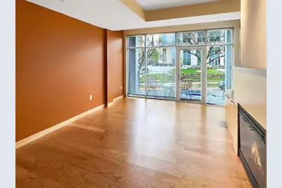 309 Washington Avenue #212, Madison, WI 53703 - Photo 4