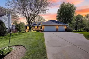 5 Vienna Cir, Madison, WI 53718 - Photo 1