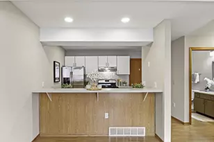 6809 Raymond Rd, Madison, WI 53719 - Photo 8