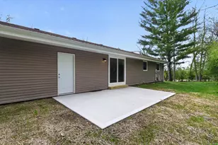 2027 N Washington St, Janesville, WI 53548 - Photo 42