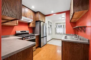 2415 Superior St, Madison, WI 53704 - Photo 12
