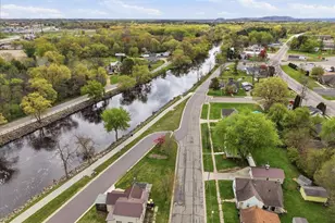806 Mansion St, Mauston, WI 53948 - Photo 22