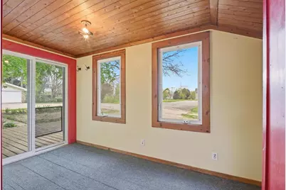 610 Maple Street, Horicon, WI 53032 - Photo 10