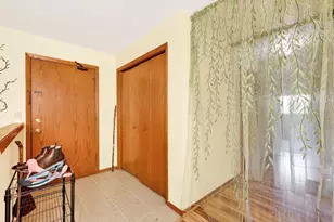 802 S Gammon Rd, Madison, WI 53719 - Photo 14