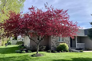 140 Dykstra Dr, Fall River, WI 53932 - Photo 22