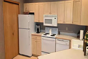 8530 Greenway Blvd, Middleton, WI 53562 - Photo 30