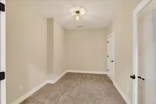 1804 Maplecrest Dr, Madison, WI 53593 - Photo 12