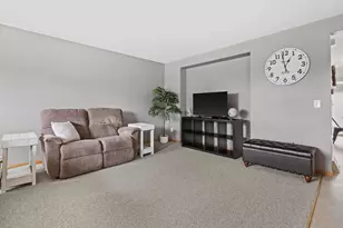 1452 Wild Iris St, Sun Prairie, WI 53590 - Photo 8