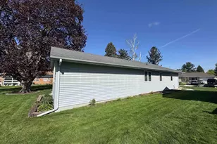 2714 8th St, Monroe, WI 53566 - Photo 54