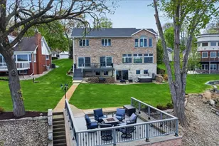 3066 Shadyside Dr, Stoughton, WI 53589 - Photo 8