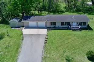 28613 Gunderson St, Lone Rock, WI 53556 - Photo 12