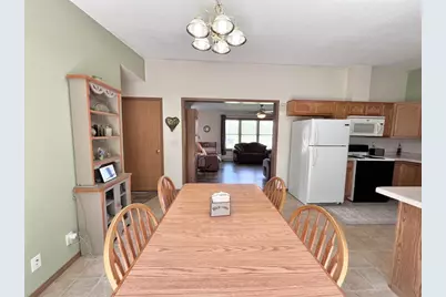 28613 Gunderson Street, Lone Rock, WI 53556 - Photo 4