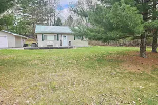 2017 Cypress Dr, Arkdale, WI 54613 - Photo 4