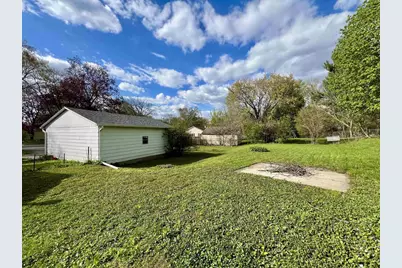 4417 Jay Drive, Madison, WI 53704 - Photo 8