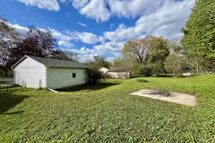 4417 Jay Dr, Madison, WI 53704 - Photo 8