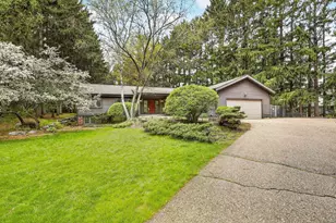 18 Larch Cir, Madison, WI 53705 - Photo 6