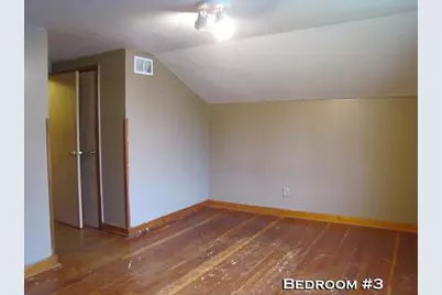 240 Broadway Street, Platteville,  53818 - Photo 10
