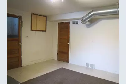 240 Broadway Street, Platteville,  53818 - Photo 12