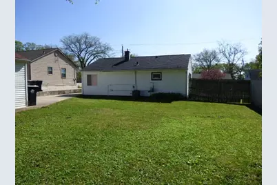 1520 Lincoln Heights, Beloit, WI 53511 - Photo 4