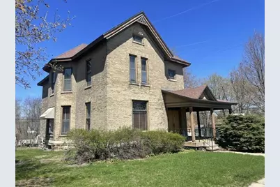 219 E Conant Street, Portage, WI 53901 - Photo 2
