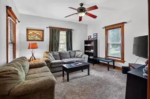 218 S Water St, Columbus, WI 53925 - Photo 8