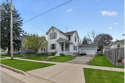 218 Water Street, Columbus, WI 53925 - Photo 2