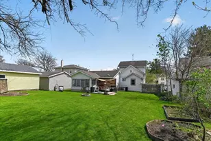 218 S Water St, Columbus, WI 53925 - Photo 34