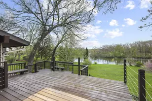 1004 Ridgewood Dr, Stoughton, WI 53589 - Photo 4