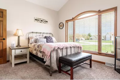 620 Waterford Drive, Beloit, WI 53511 - Photo 40