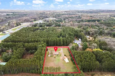 625 4th Avenue, Redgranite, WI 54970 - Photo 2