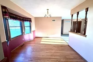 226 Beechwood Dr, Janesville, WI 53548 - Photo 6