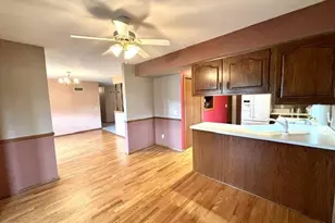 226 Beechwood Dr, Janesville, WI 53548 - Photo 12