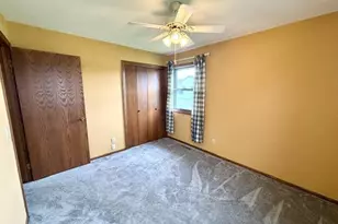 226 Beechwood Dr, Janesville, WI 53548 - Photo 26