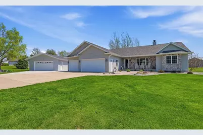 W7545 Country Drive, Beaver Dam, WI 53916 - Photo 2