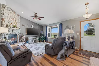 W7545 Country Drive, Beaver Dam, WI 53916 - Photo 12