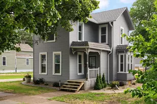 122 S 1st St, Janesville, WI 53536 - Photo 1