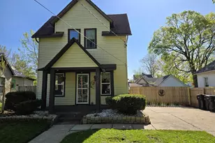 1207 Oak St, Beloit, WI 53511 - Photo 1