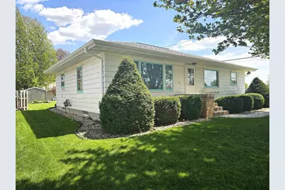 415 High Street, Waupun, WI 53963 - Photo 2