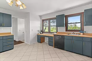 1125 Wheeler Rd, Madison, WI 53704 - Photo 12
