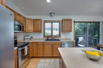 3533 Stonebridge Drive, Madison, WI 53719 - Photo 10