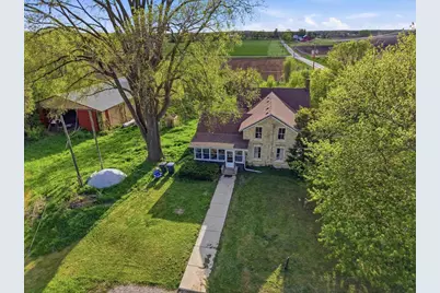 W6649 Hubbleton Road, Watertown, WI 53094 - Photo 2