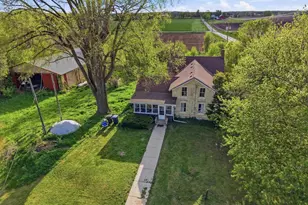 W6649 Hubbleton Rd, Watertown, WI 53094 - Photo 2