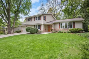 306 Acadia Dr, Madison, WI 53717 - Photo 2