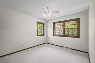306 Acadia Dr, Madison, WI 53717 - Photo 34