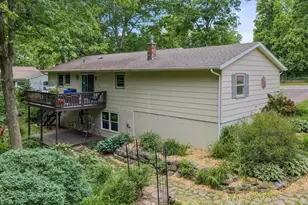 1720 Algonquin Dr, Baraboo, WI 53913 - Photo 8