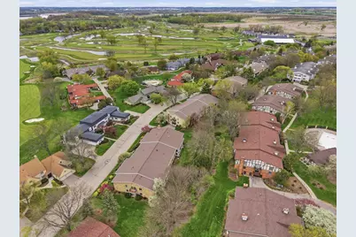 25 Golf Course Road #E, Madison, WI 53704 - Photo 4