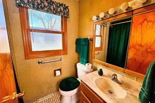 907 Birch Haven Cir, Monona, WI 53716 - Photo 12