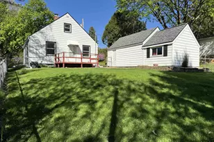 907 Birch Haven Cir, Monona, WI 53716 - Photo 4