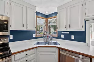 607 E 2nd Ave, Brodhead, WI 53520 - Photo 16